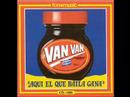 Clip Los Van Van - Aqui El Que Baila Gana (live)