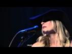 Clip Elizabeth Cook - Sometimes It Takes Balls To Be A Woman